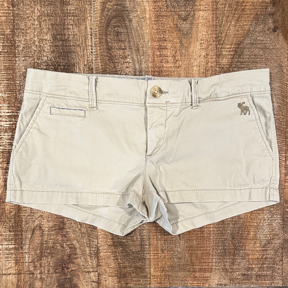 Abercrombie & Fitch Women's Khaki Low-rise Shorts